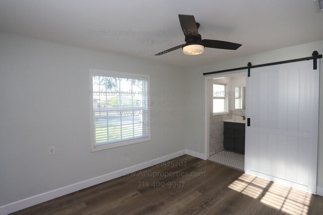 Building Photo - 4266 W Hill Ave