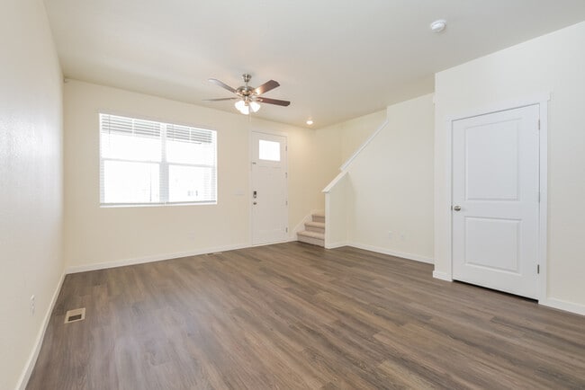 Building Photo - 13461 Oneida Ln