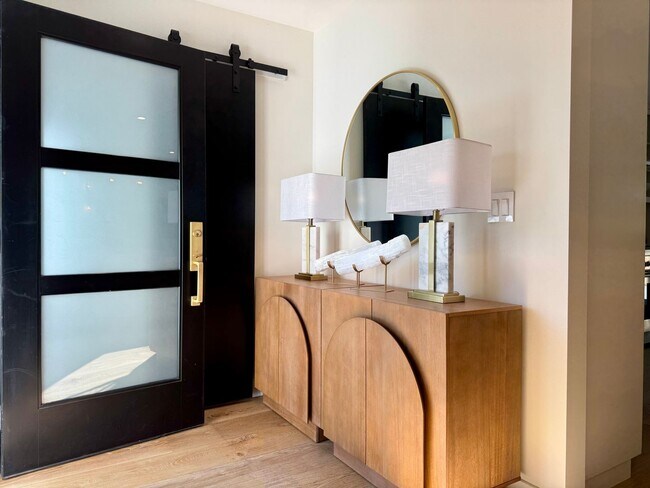 Building Photo - Designer 4BR Retreat with Pool, Indoor-Outdoor Living, and Prime Menlo Park Location
