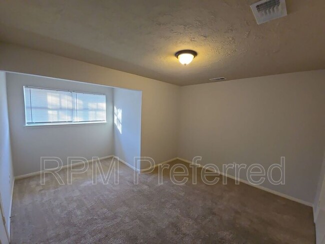 Building Photo - 6234 E Bristol Harbour Cir