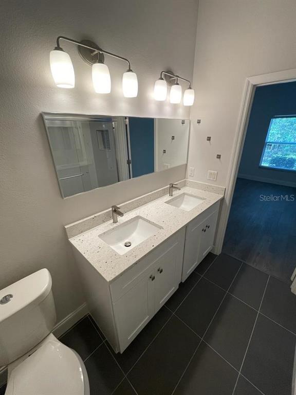 Building Photo - 16187 Old Ash Loop