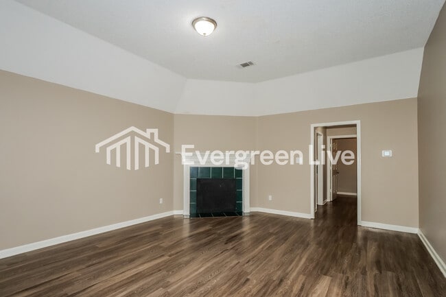 Building Photo - 2605 Kate Bond Rd