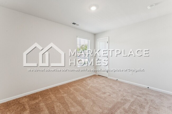 Building Photo - 3402 Saddlebred Dr