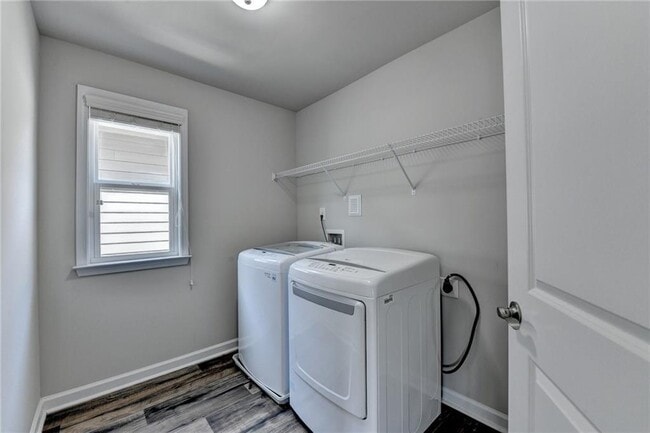 Building Photo - 2339 Village Grove Dr NW