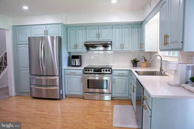 Building Photo - 1395 Varnum Dr