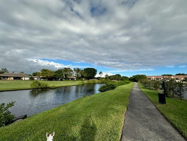 Building Photo - 3309 Water Oak Dr