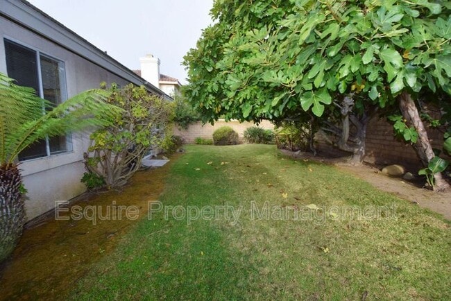 Building Photo - 1821 La Quinta Ln