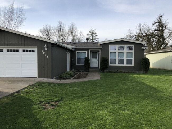 Primary Photo - Beautiful and Convenient Turner Location!