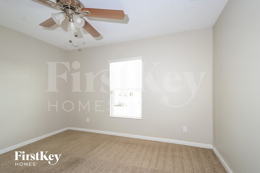 Building Photo - 3542 SW Viceroy St