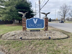 Valore at Lexmoor - Valore at Lexmoor Apartments