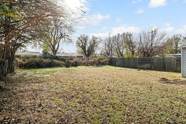 Building Photo - UPDATED 2bed 1bath in Bethany