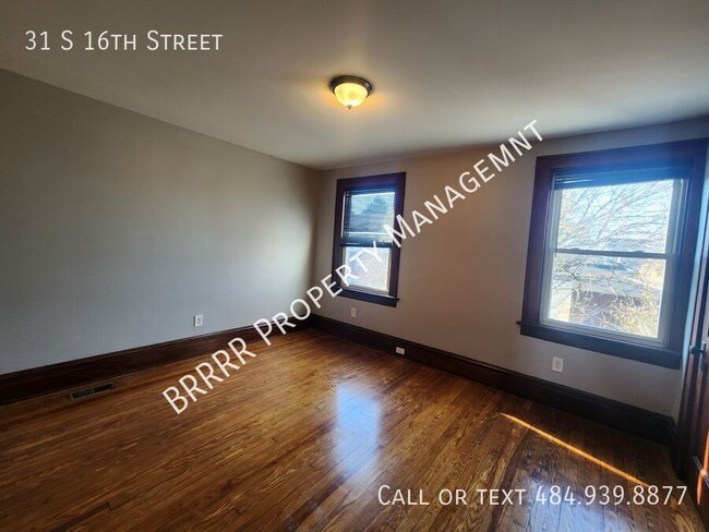 Building Photo - Wilson School District 3 bedroom 1.5 bathr...