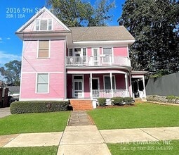 Building Photo - 2016 9th St