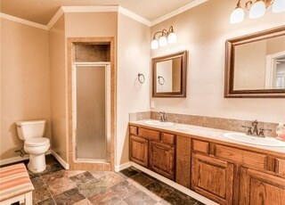 Building Photo - 211 S Fox Dr