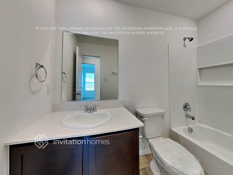 Building Photo - 3215 Crestone Dr