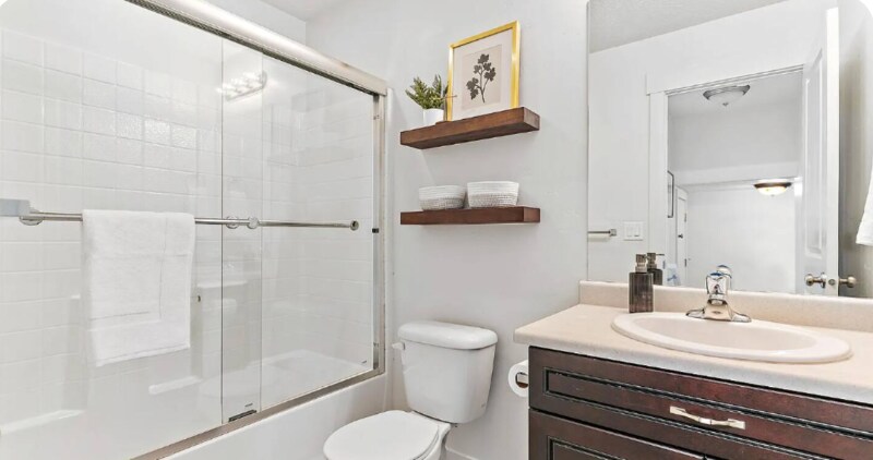 Building Photo - 1812 W Irini Ln