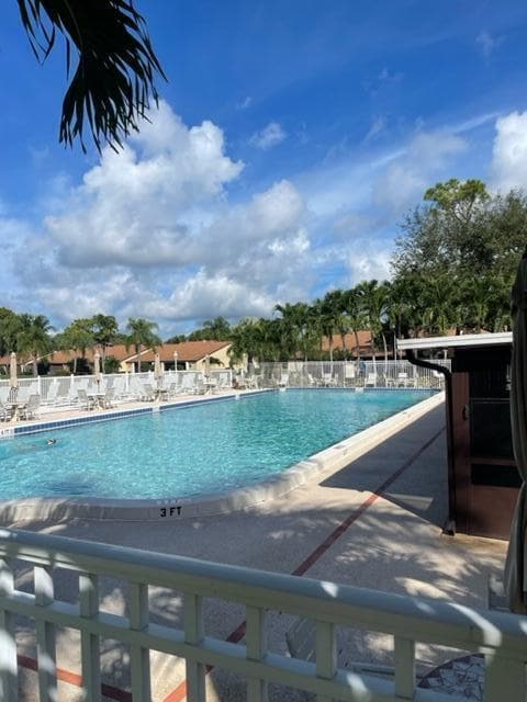 Building Photo - 610 Sea Pine Way