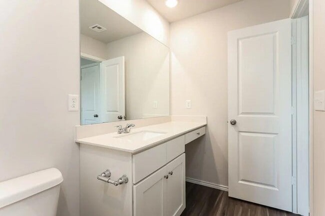 Building Photo - 1805 Crimson Lake Blvd