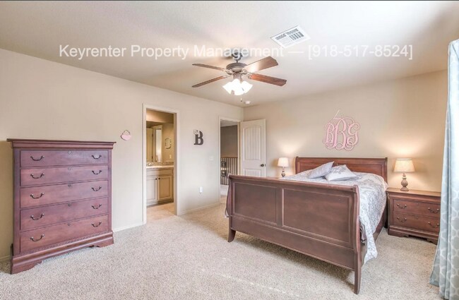 Building Photo - 5 Bed 4 Bath Rental Home Bixby