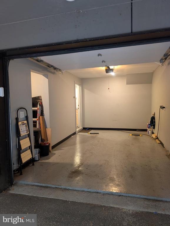 Building Photo - 1757 Waterloo St