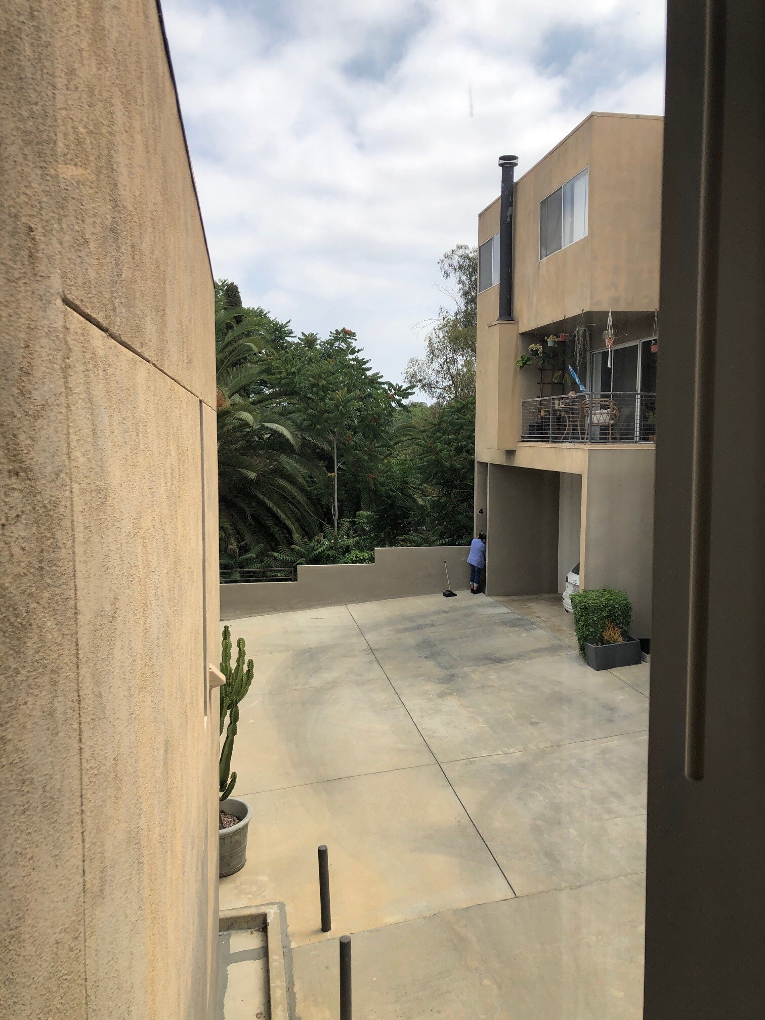 Building Photo - 1733 Lucile Ave