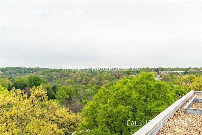 Building Photo - 1801 Clydesdale Pl NW