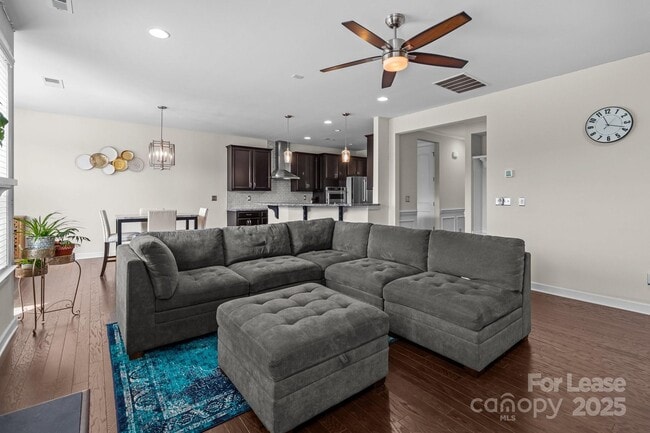Building Photo - 2835 Berkhamstead Cir