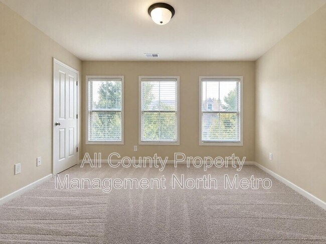 Building Photo - 4905 Hudson Square