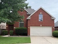 Building Photo - 1420 Somerset Dr