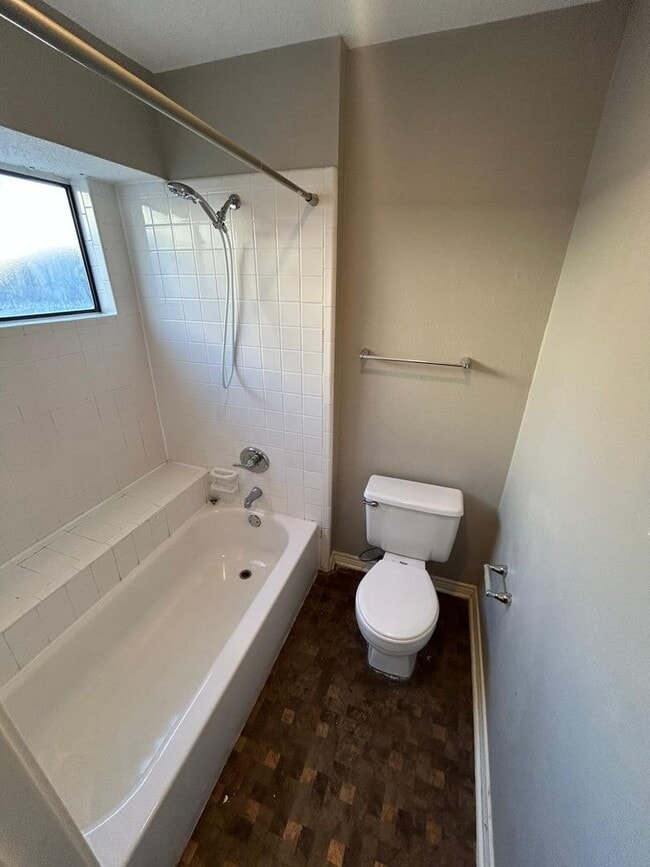 Building Photo - 972 333 1659