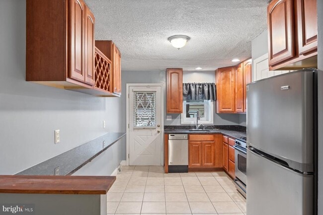 Building Photo - 1510 Patapsco St