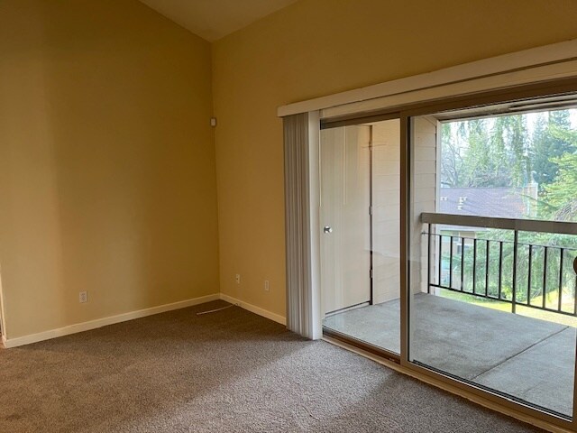 Living Room - 9200 Madison Ave