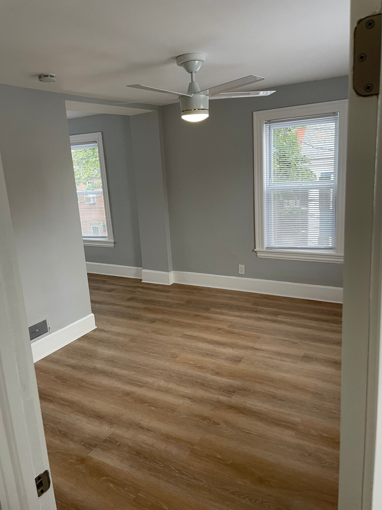 Building Photo - 7 Olive St