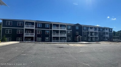 Building Photo - 397 Circle Drive