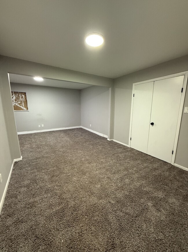 Building Photo - 3728 Hickory Ave SW