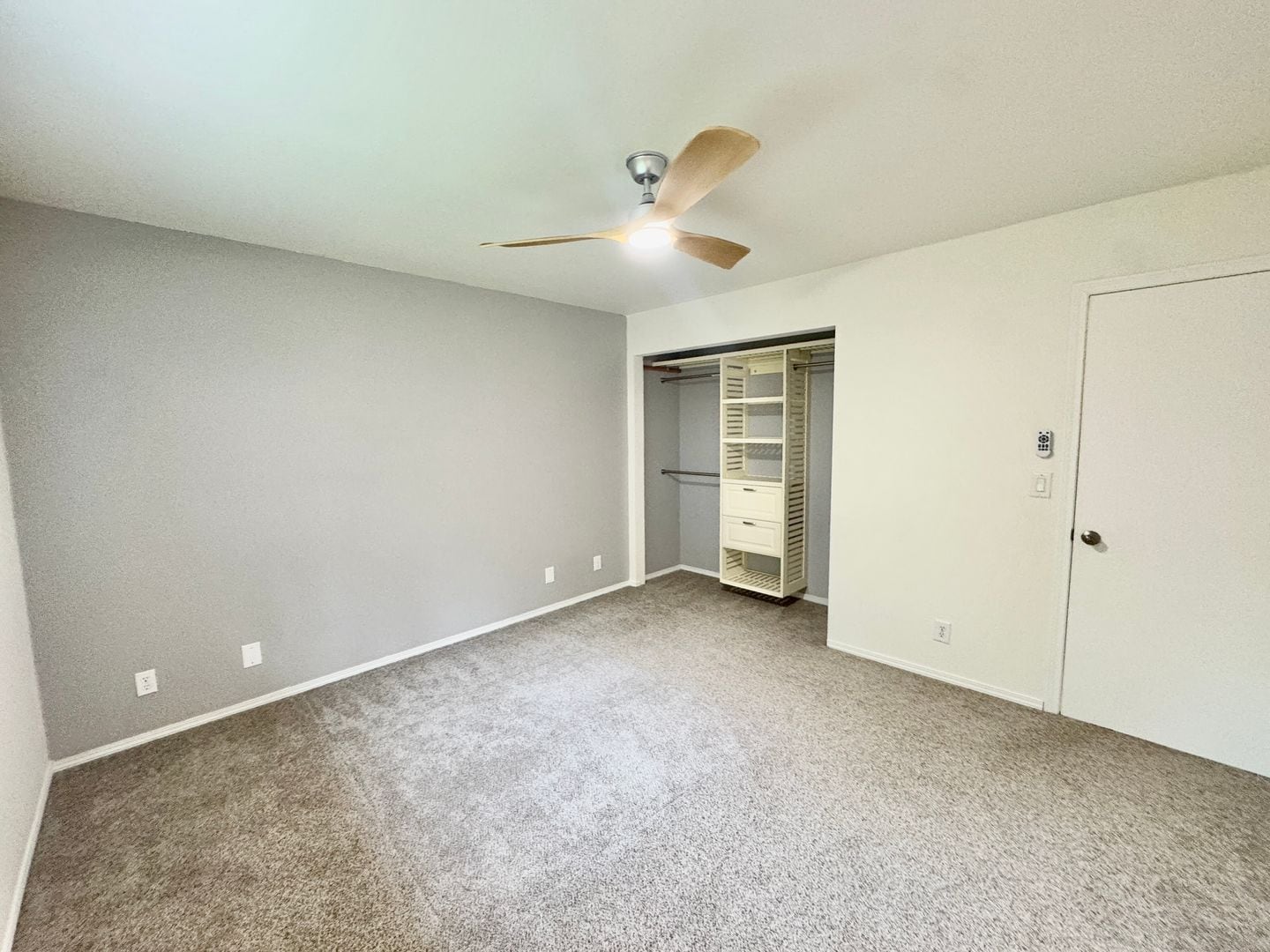 Building Photo - Lynnwood Home