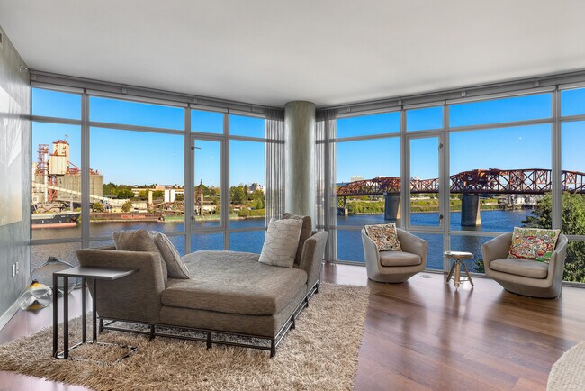 Building Photo - 1260 NW Naito Pky