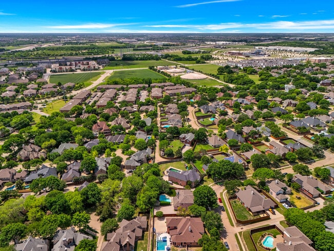 Building Photo - 3209 Normandy Dr