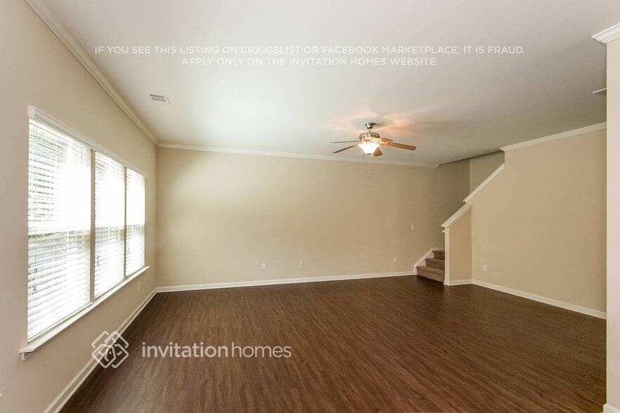 Building Photo - 3479 Village Park Ln SW
