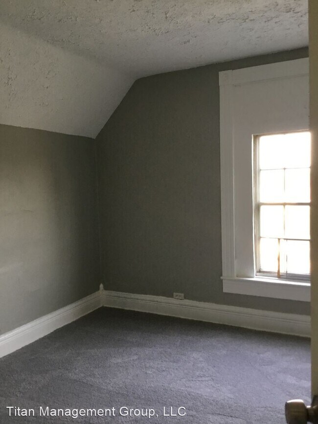 Building Photo - 4 br, 2 bath House - 2333 North 19th Street