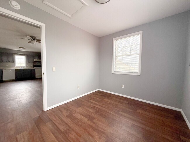 Building Photo - 230 W Jere Whitson Rd