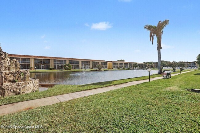 Building Photo - 2135 N Courtenay Pkwy