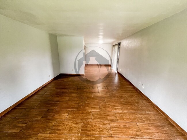 Building Photo - 4706 Buffalo Dr SE