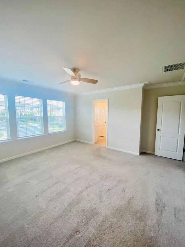 Building Photo - 3BR/3.5 Bath Townhouse in Ballantyne