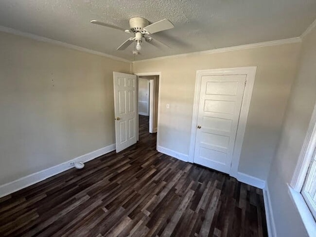 Building Photo - 812 Rhem St