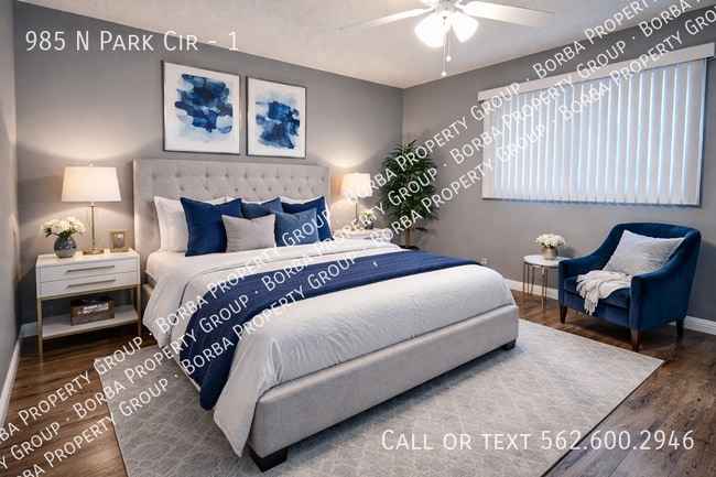 Building Photo - 985 N Pk Cir