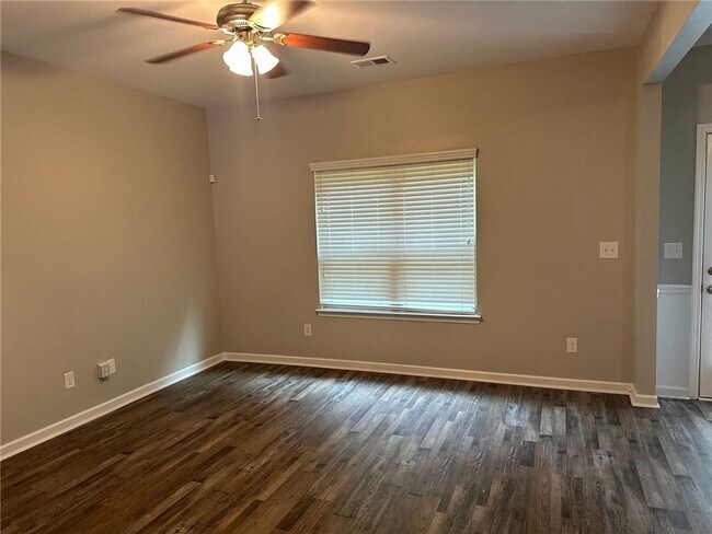 Building Photo - 4680 Raven Wood Loop