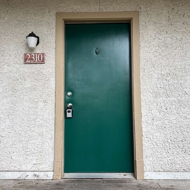 Building Photo - WELCOME TO COTTON HOPE HHI