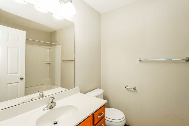 Building Photo - 1949 Commonwealth Blvd