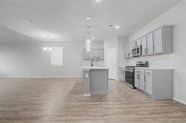 Building Photo - 20926 Corisande St